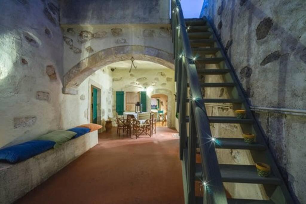 Moundros 1620 Venetian Residence エクステリア 写真